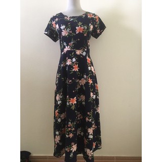 Đầm maxi dáng dài hoa cúc