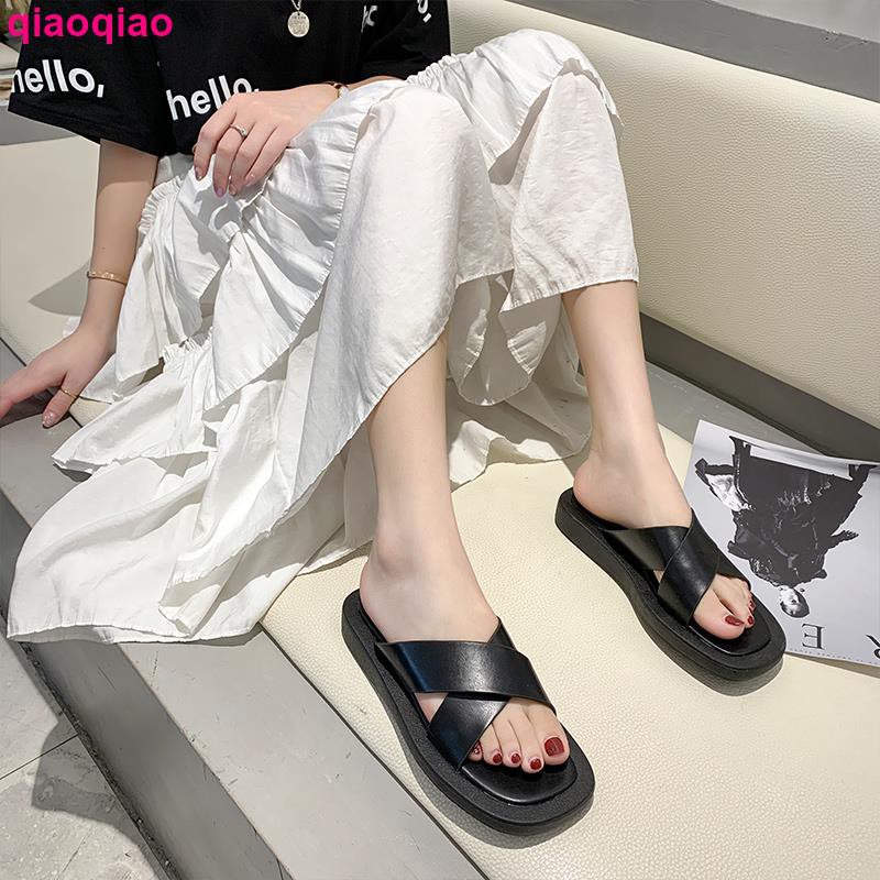 Dép sandal MONA đế bằng dày dặn thời trang mùa hè dành cho nữ