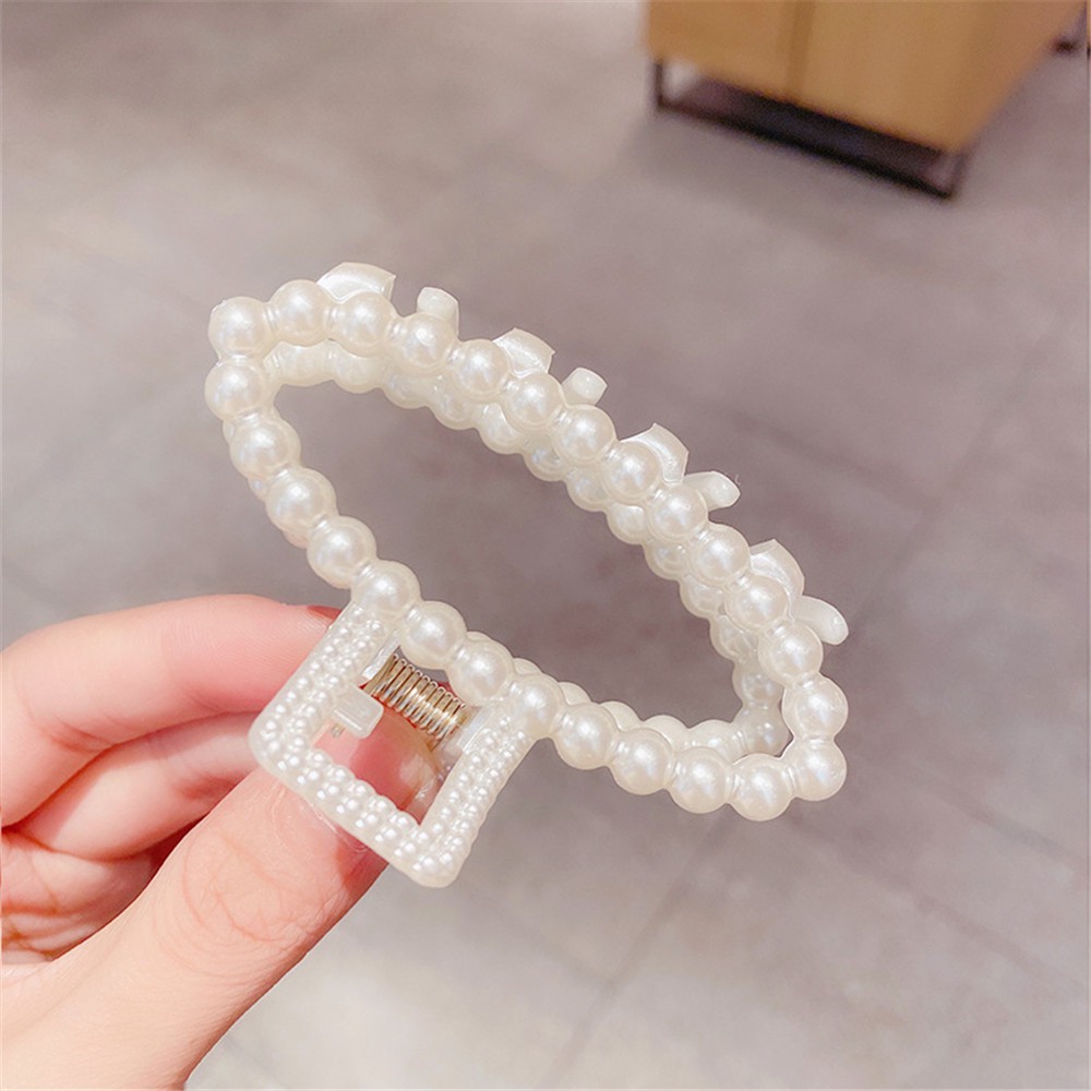 (Hàng Mới Về) Kẹp Tóc Càng Cua Đính Ngọc Trai Màu Trắng Tao Nhã Mihan1