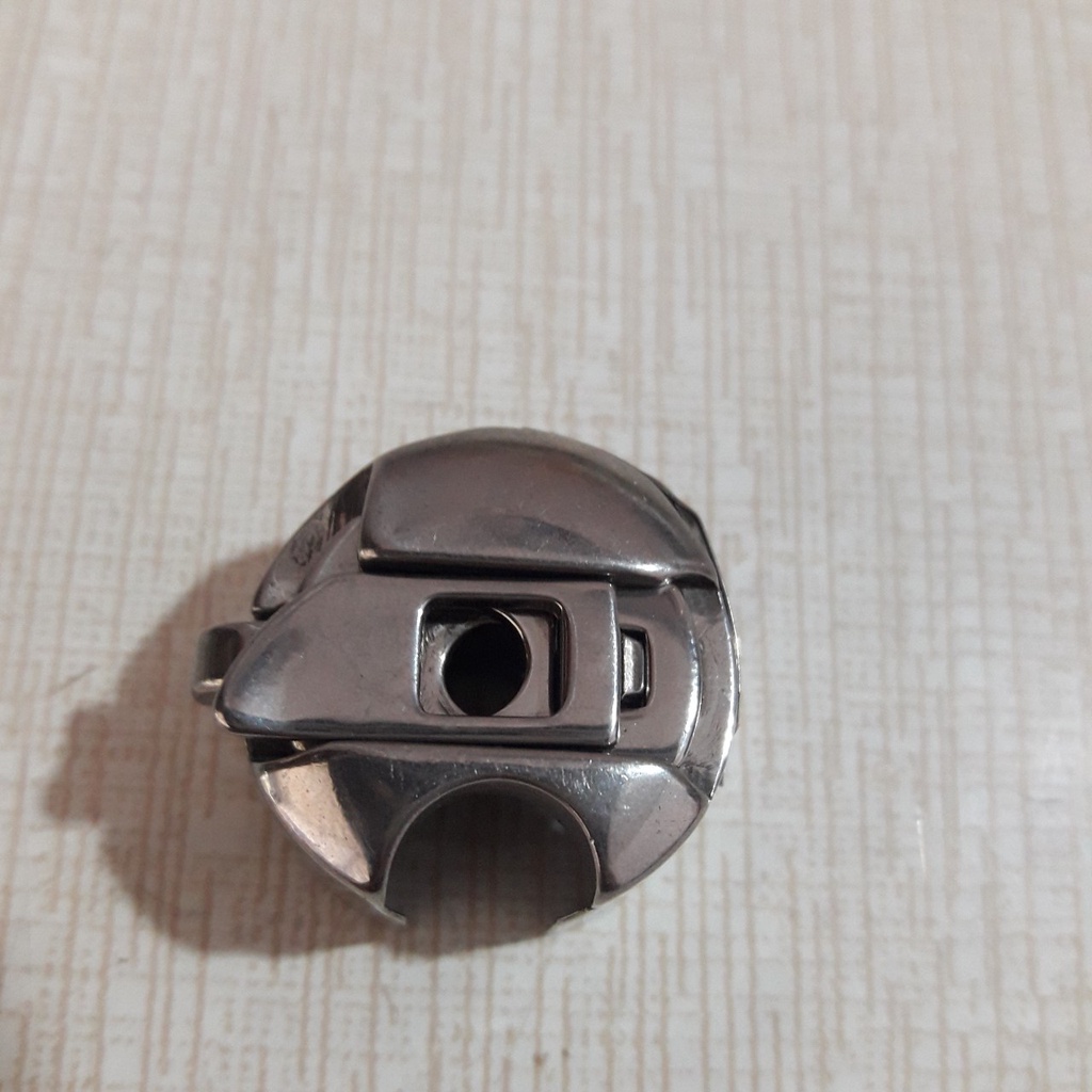 Thuyền suốt máy 1kim công nghiệp