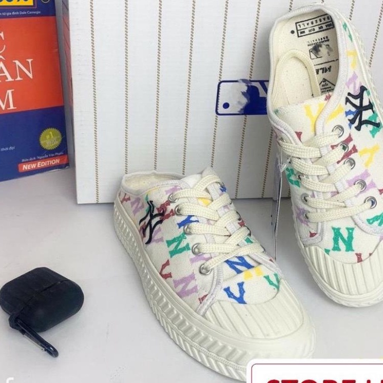 Giày sục nữ MLB ny lười đạp gót màu TRẮNG HỌA TIẾT hot trend thể thao sneaker