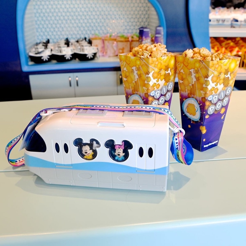 Xe Disney có quai đeo với hình ảnh Mickey và Donald