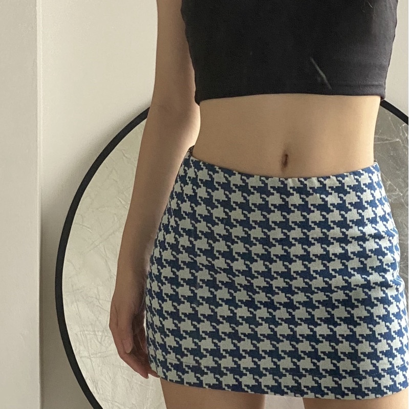 Chân váy mini ngắn in hình độc đáo lót quần bảo hộ khoá sườn - Unleashedvn ARIA printed skirt