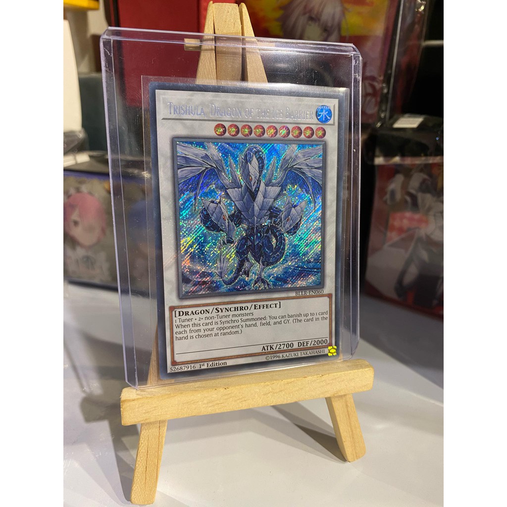 Lá bài thẻ bài Yugioh Trishula Dragon of the Ice Barrier – Secret Rare - Tặng bọc bài nhựa bảo quản