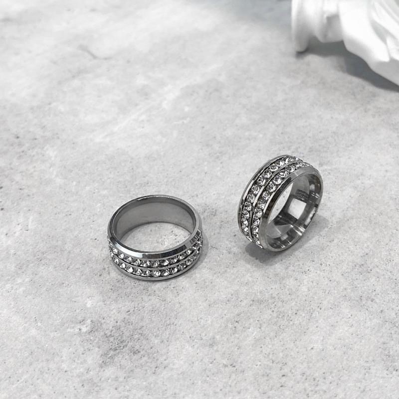 Nhẫn Titan Đính Hai Hàng Đá Phong Cách Hàn Quốc Cá Tính - Nhẫn Nam Titan Thép Không Gỉ Unisex Sành Điệu