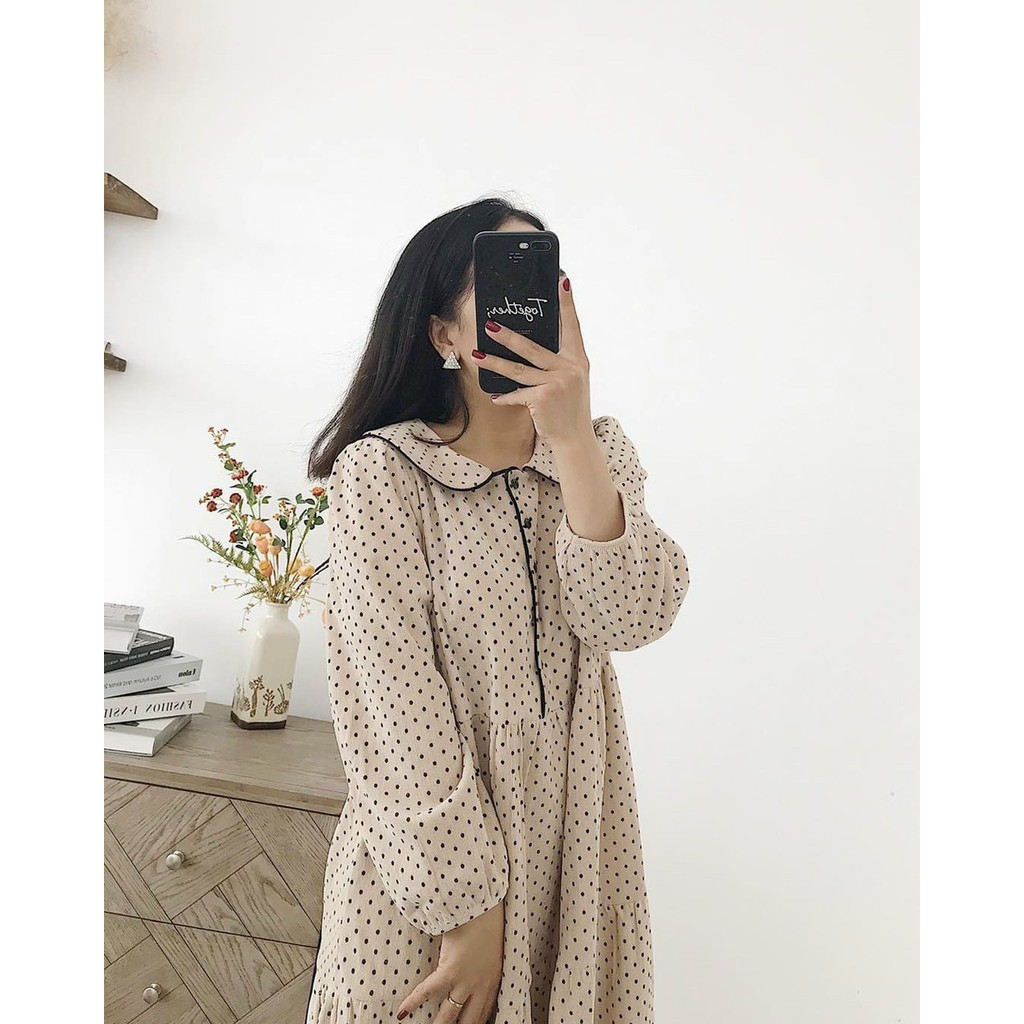 Đầm babydoll nude cổ sen chấm bi tay lỡ