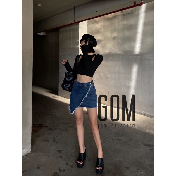 Áo khoét vai (Ảnh shop chụp)