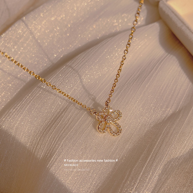 Vòng cổ Mặt Hoa Hướng Dương Đính Đá Zircon Sang Trọng Cho Nữ