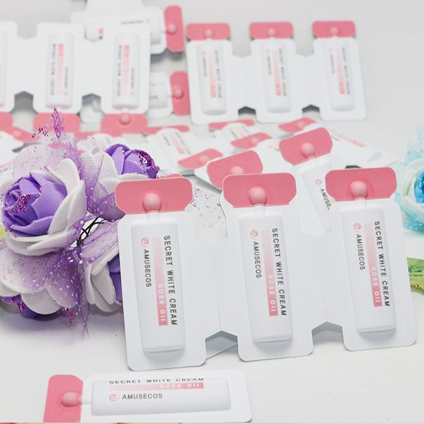 Dung Dịch Làm Hồng Và Se Khít Vùng Kín Amusecos Secret White Cream Rose Oil