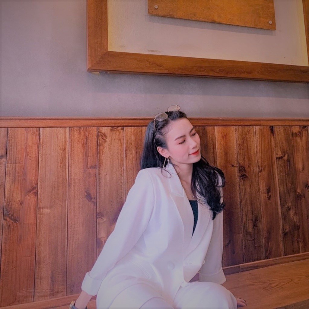 Áo khoác vest cúc bọc Lucy Outfit thiết kế có đệm vai | BigBuy360 - bigbuy360.vn