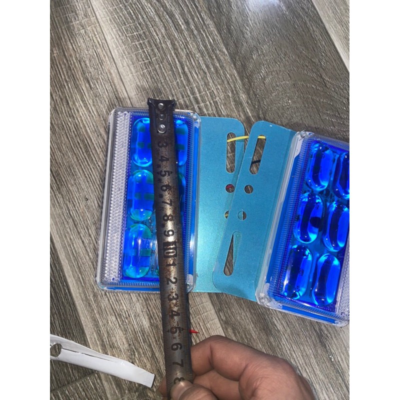 Sản phẩm gia đình làm: 1 cái lét sườn 6x12cm xanh dương 12v 24v