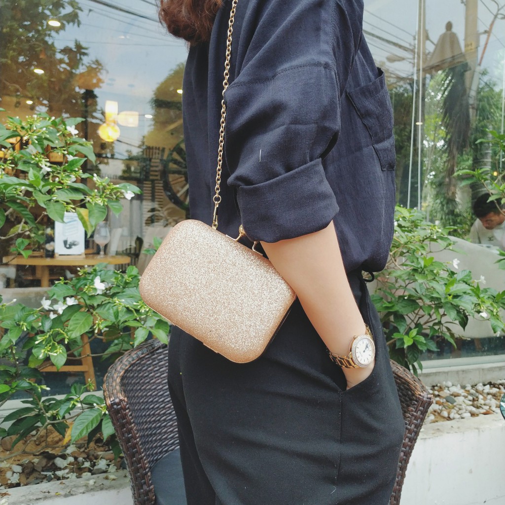 Ví dự tiệc thiết kế nhỏ gọn, cầm vừa tay, kiểu dáng đơn giản, nhưng cực kỳ sang trọng (Nhiều màu)