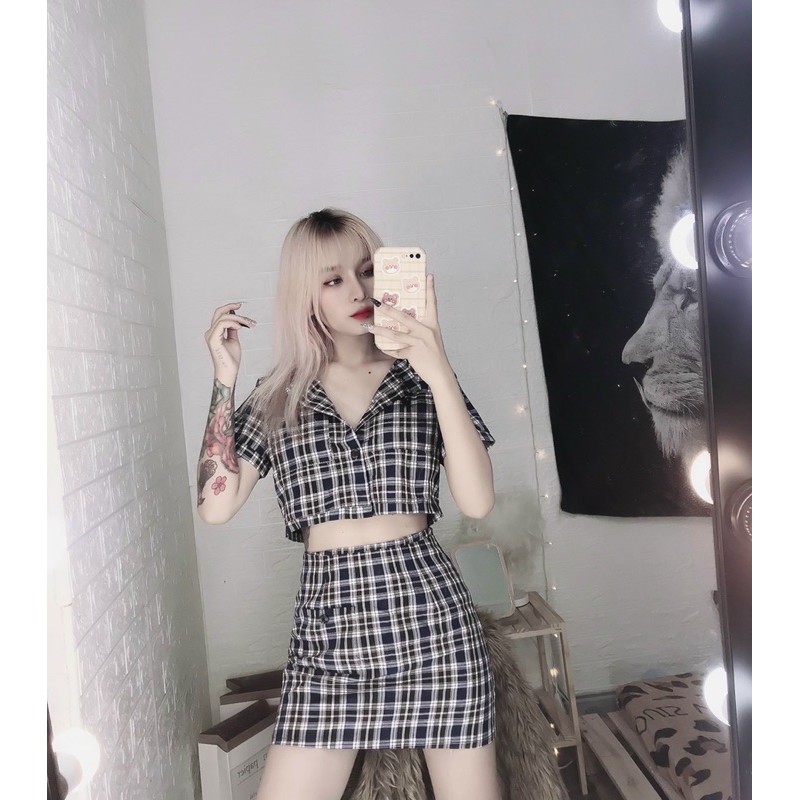 Set bộ kiểu caro áo crop top chân váy ôm cá tính