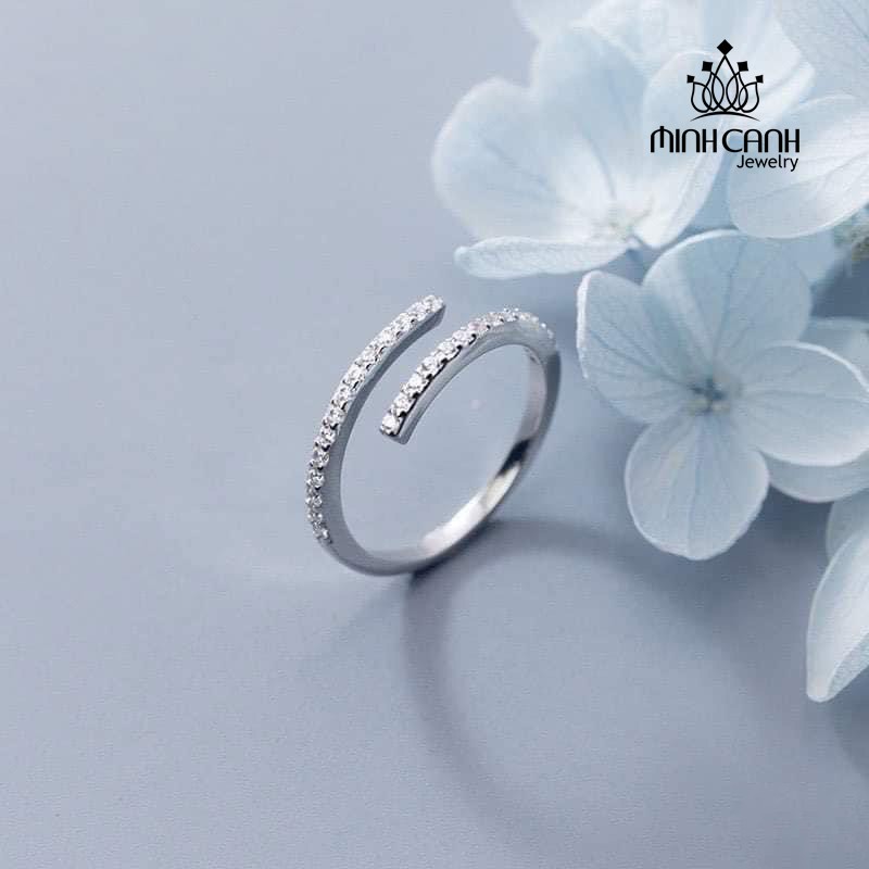 Nhẫn Bạc So Le Đính Đá Dáng Hở Freesize - Minh Canh Jewelry