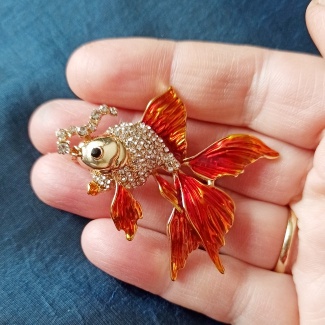 Ghim Cài Áo Hình Cá Vàng Và Cá Dễ Thương Dành Cho Nữ