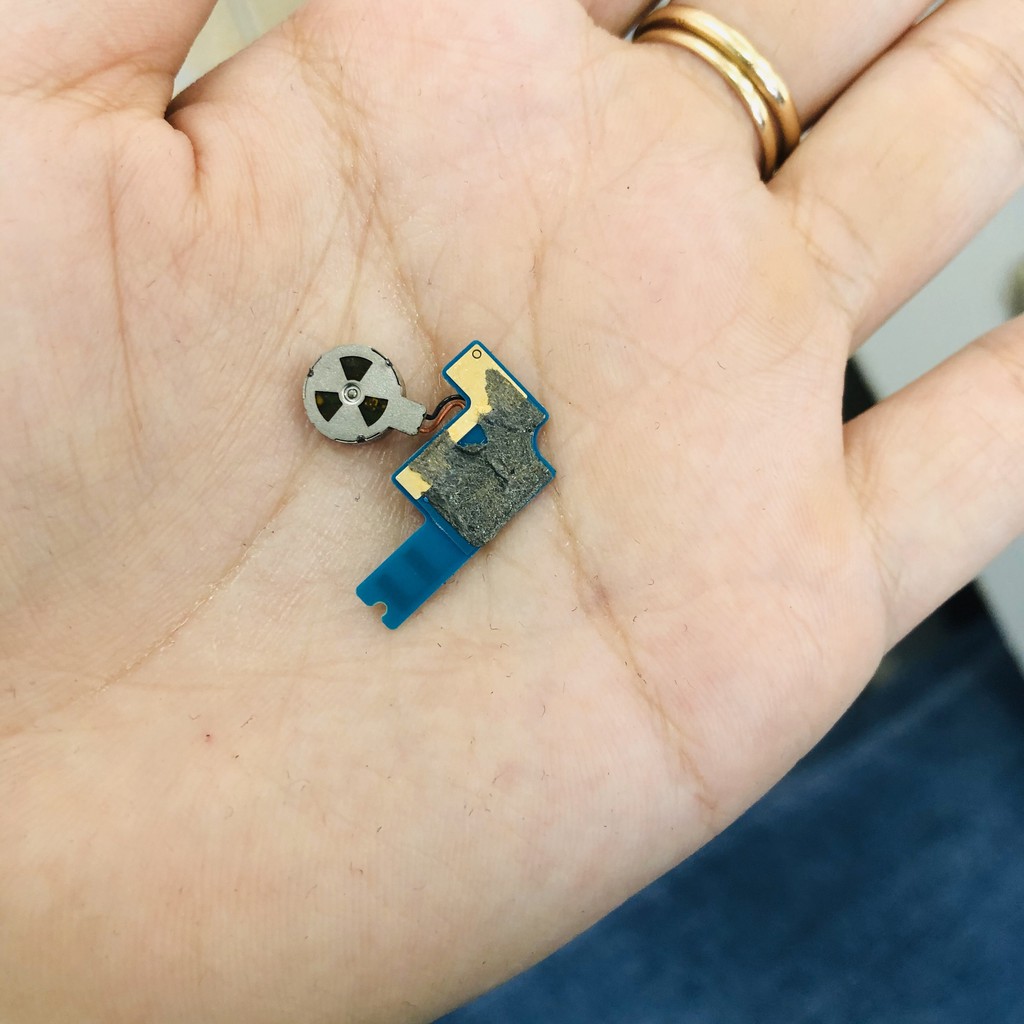 Rung SONY C3 Dual zin bóc máy / cục rung SONY C3 dual zin bóc máy bảo hàng đổi trả