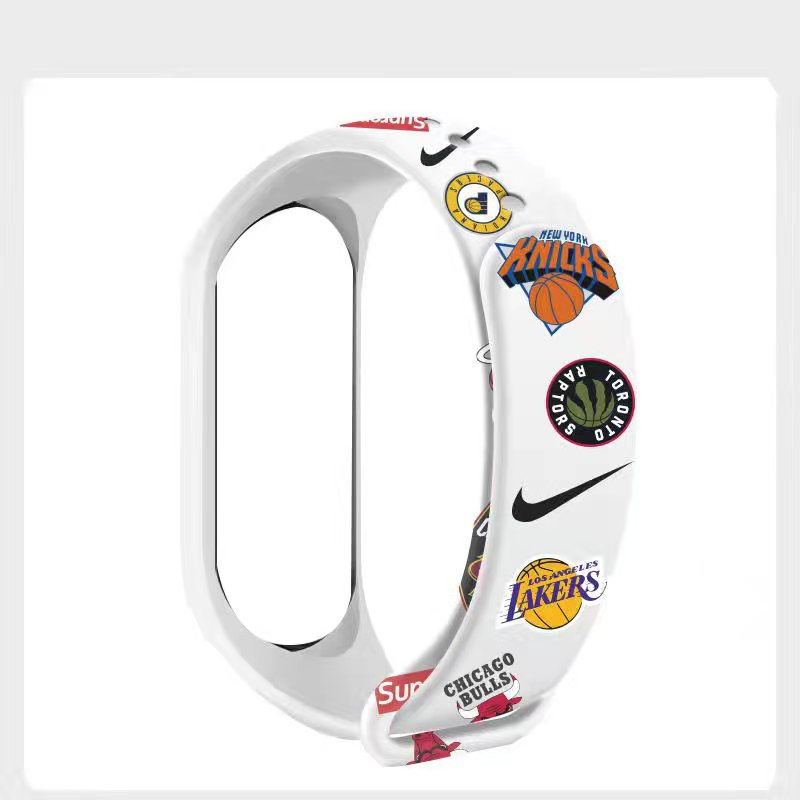 Dây đeo thay thế chất liệu silicon thiết kế nhiều lỗ họa tiết hoạt hình thời trang cho Xiaomi Mi Band 3 4 5 6