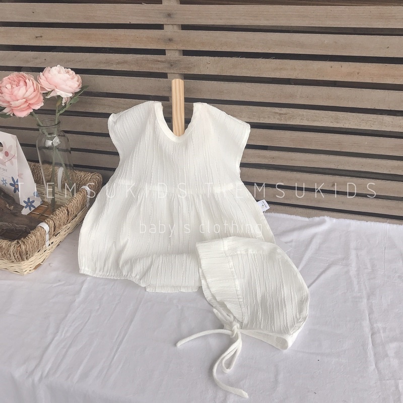 HÀNG THIẾT KẾ - Suit cổ nơ sau vai chờm kiểu dáng rộng kèm mũ cho bé gái