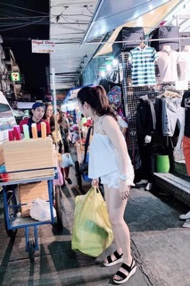 Sandal Thái Lan.