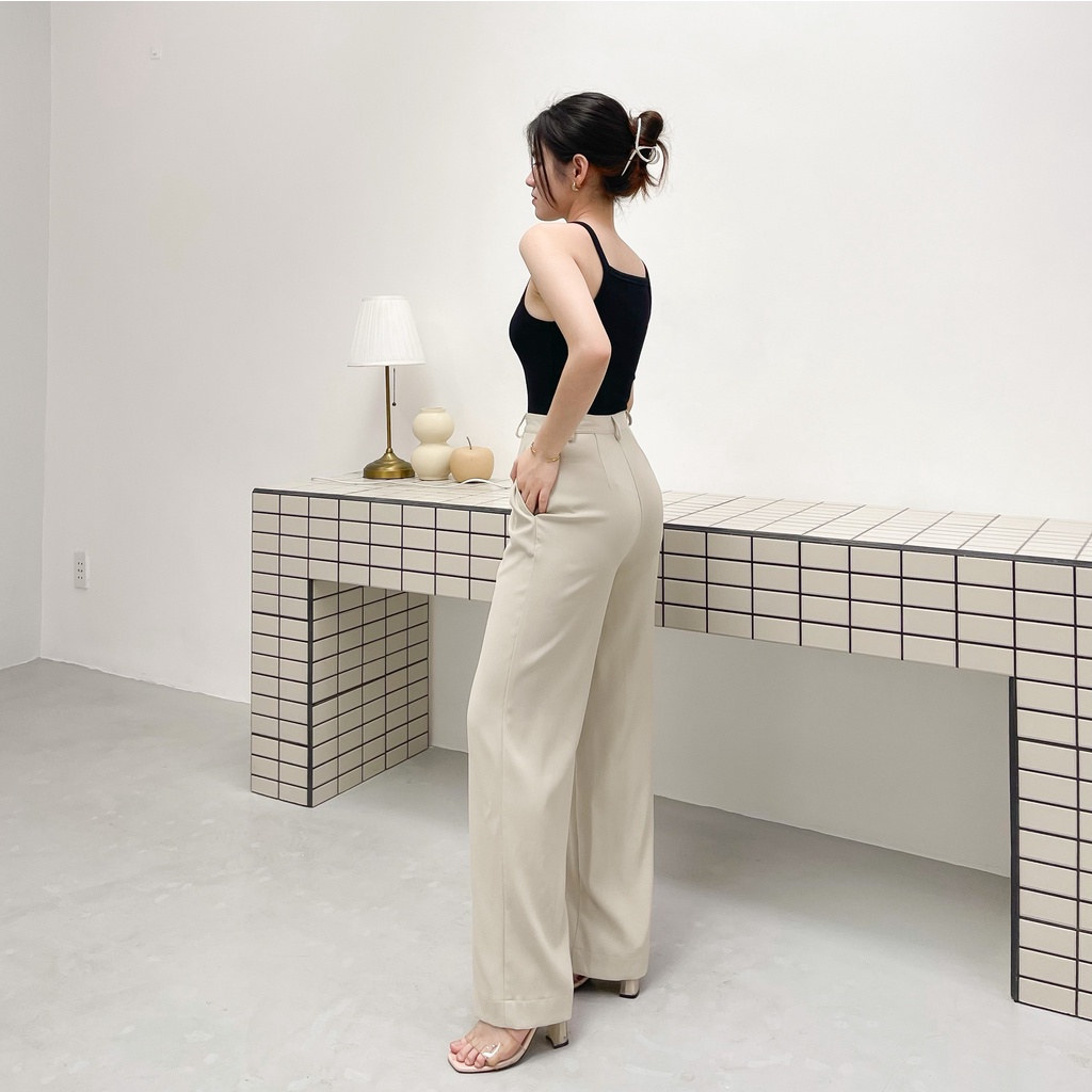 ZAREEN | QUẦN TÂY ỐNG SUÔNG ZAREEN TRS21 KEM