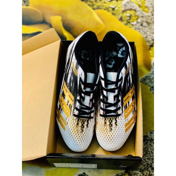 Giày bóng đá 3 sọc Propulsion đã khâu đế