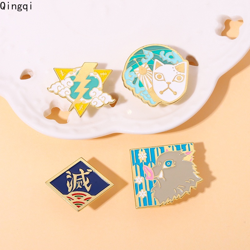 Ghim cài áo Miss Zoe bằng kim loại phong cách anime thanh gươm diệt quỷ độc đáo