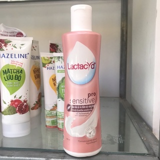 Dung Dịch vệ Sinh Phụ Nữ Lactacyd 250ml
