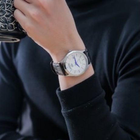 Đồng hồ cơ nam Orient FEV0V004SH mặt kính cứng chống va đập, chống nước 5 ATM, dây da thời trang cao cấp chính hãng