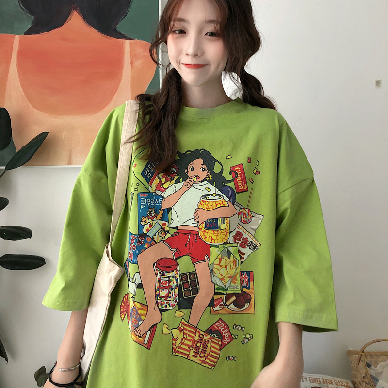 Áo thun nữ ngắn tay dáng rộng in họa tiết trẻ trung