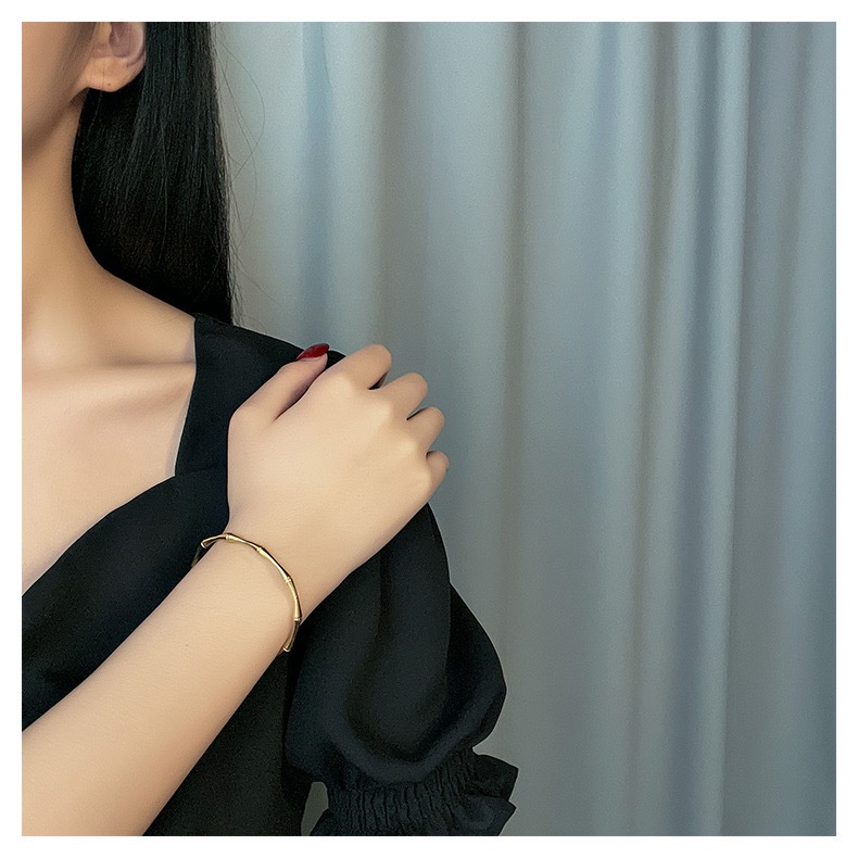 Vòng Tay Dạng Hở Mạ Vàng Tre Thời Trang Cho Nữ