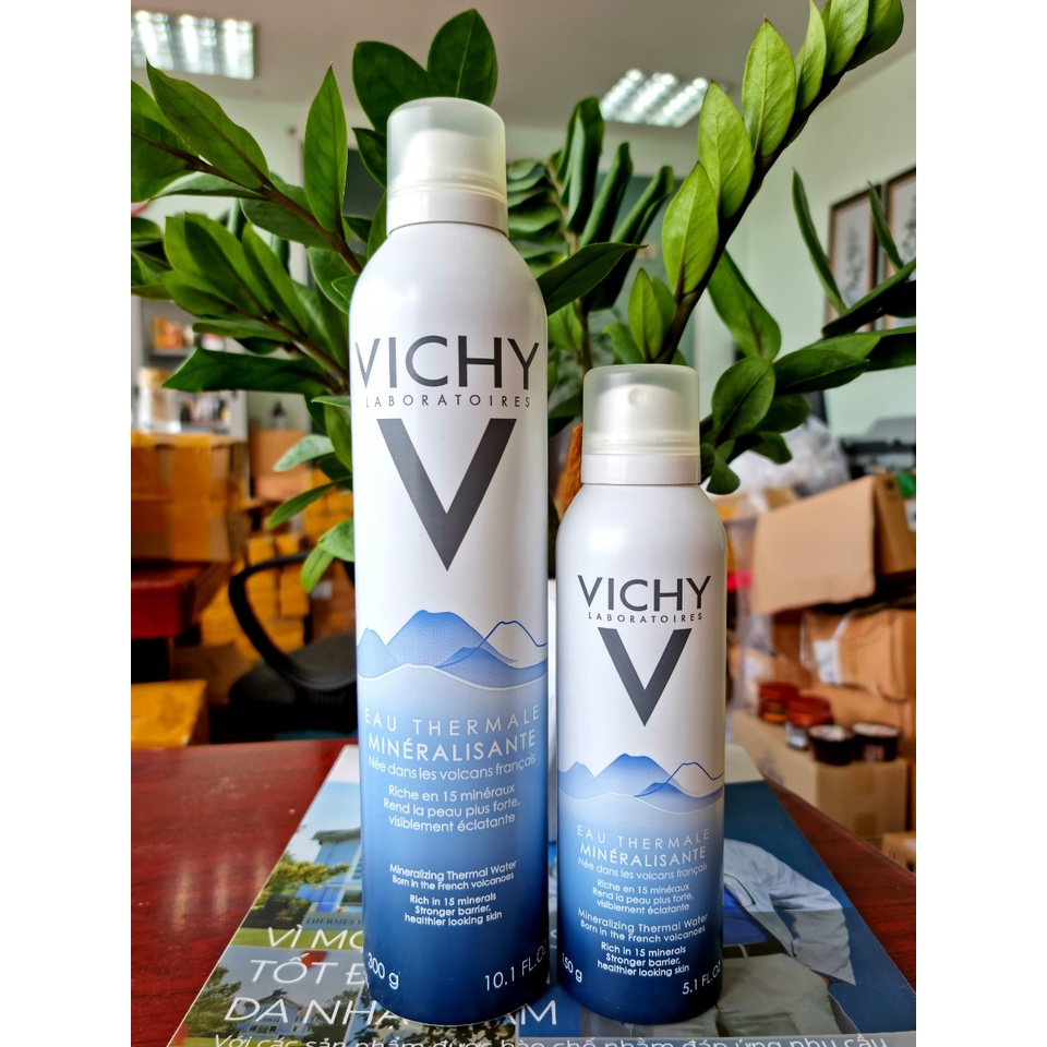 Xịt khoáng dưỡng da Vichy Mineralizing Thermal Water