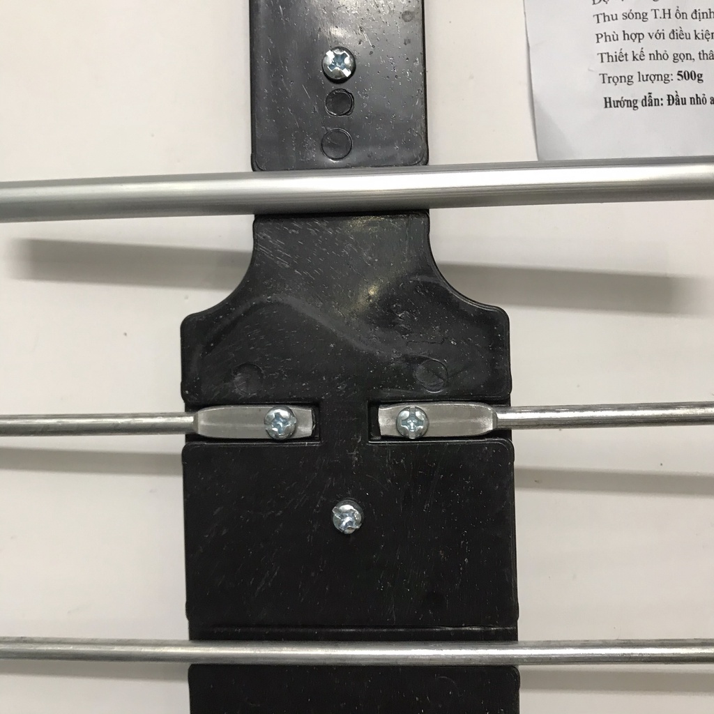 Anten Cho Tivi Và Đầu Thu Hỗ Trợ DVB-T2 Thiết Kế Tàu Bay Kèm Dây 15m