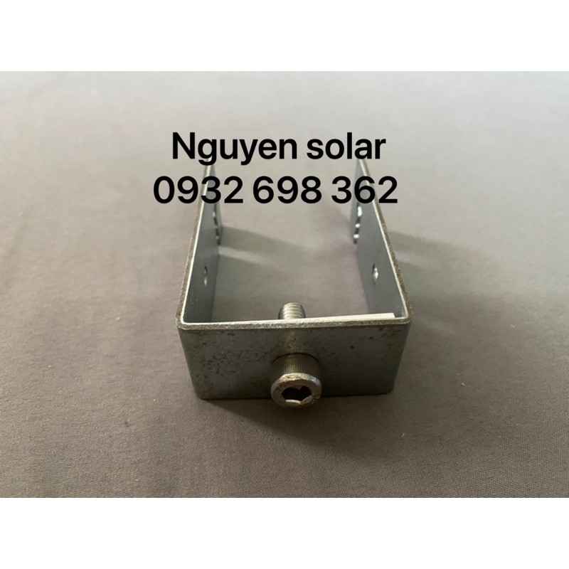 Pát U 50x50 kẹp dưới tấm pin năng lượng mặt trời mẫu cải tiến ít rỉ sét  kích thước U50x50 mm solar panel NS-U5050