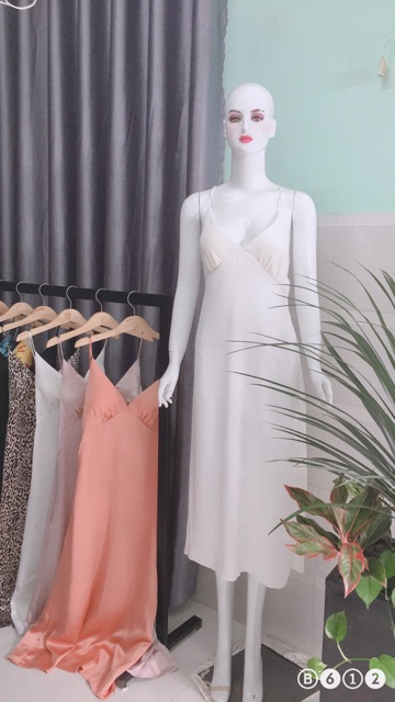 Đầm maxi hai dây cổ v lưng đổ | BigBuy360 - bigbuy360.vn