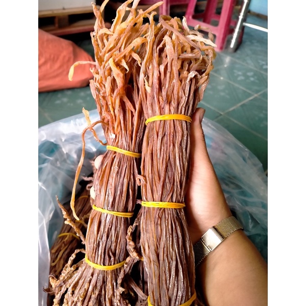 Râu mực khô