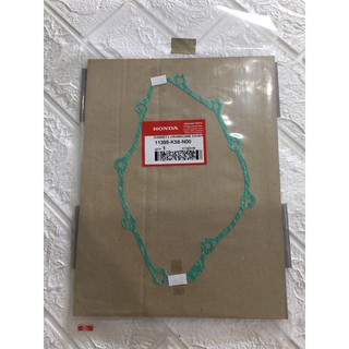 Ron nắp mâm lửa cho xe Sonic và Winner