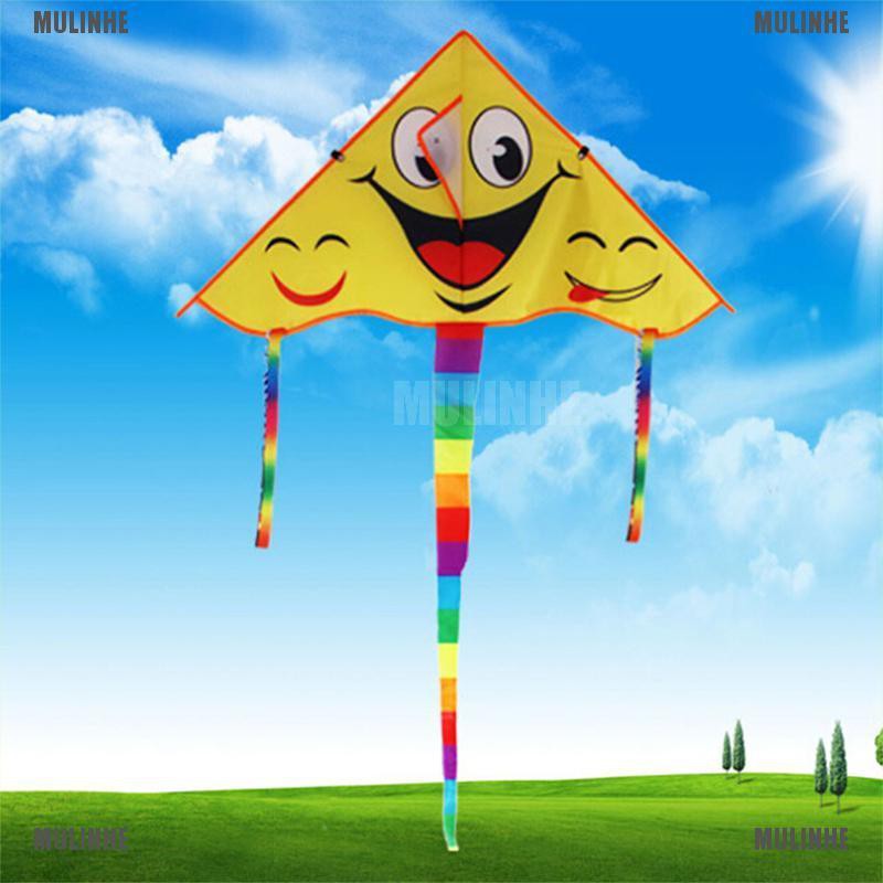 1 Bộ Diều Bay Thể Thao Ngoài Trời Hình Mặt Cười 80 * 45cm Tay Cầm 50m