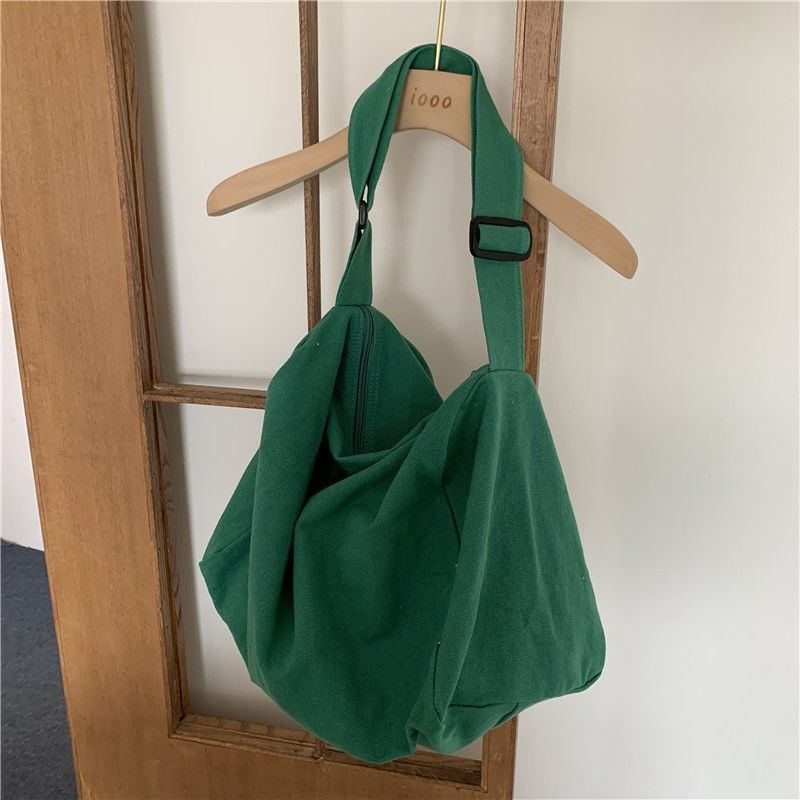 Túi canvas đeo vai sức chứa lớn phối màu trơn thời trang Hàn Quốc năng động cho nữ