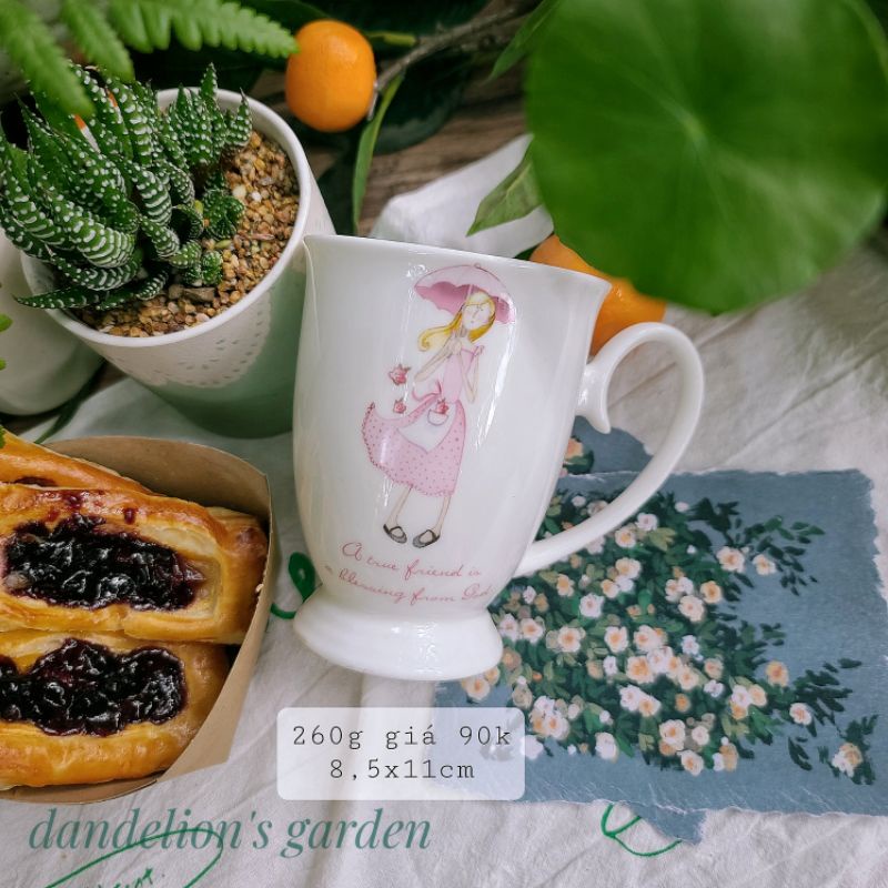 Ly hình cô bé che dù dễ thương