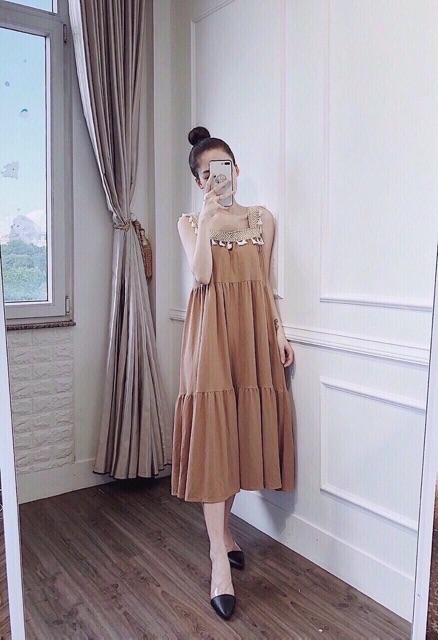 Váy 2 dây bầu hithot.