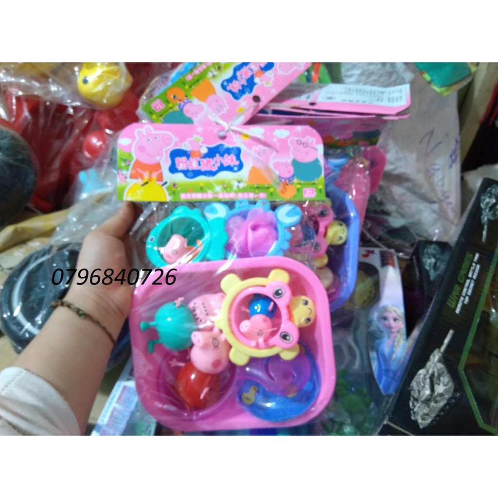 Đồ chơi gia đình heo peppa