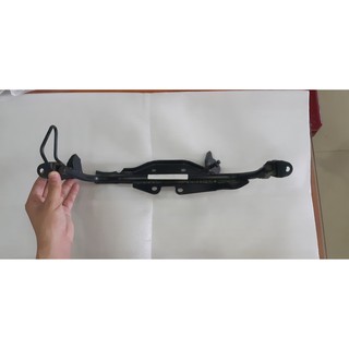 Gác chân giữa Jupiter Gravita