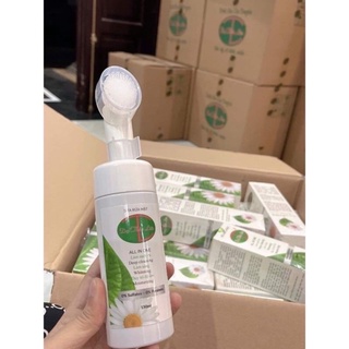 Sữa rửa mặt sáng da sạch mụn Dạ Thảo Liên