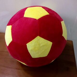 TRÁI BÓNG bằng vải nhồi bông .