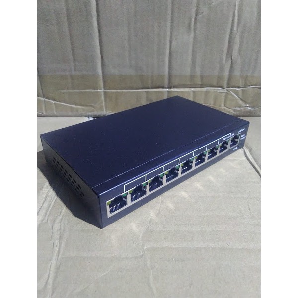 Switch Poe 8 port + 1 cổng UTP chuẩn 10/100M