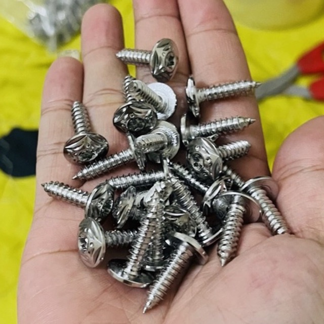 Ốc salaya 4li 5li xoắn gắn pô e tay ga , dàn áo yamaha , honda cực sáng đẹp chuẩn inox