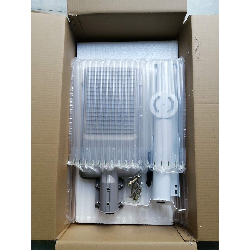 Đèn đường năng lượng mặt trời 300w - Đèn đường bàn chải VẠN NĂNG 300w