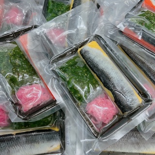 CÁ TRÍCH ÉP TRỨNG + SÒ ĐỎ NHẬT ĂN SASHIMI