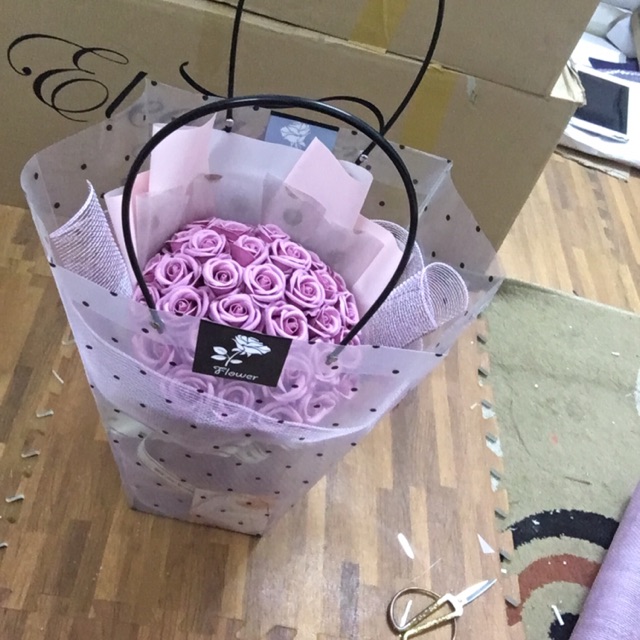 Bó hồng sáp Hàn Quốc VIP 33 bông. Nội thành HN đặt NowShip nhận hàng ngay sau 1-2h