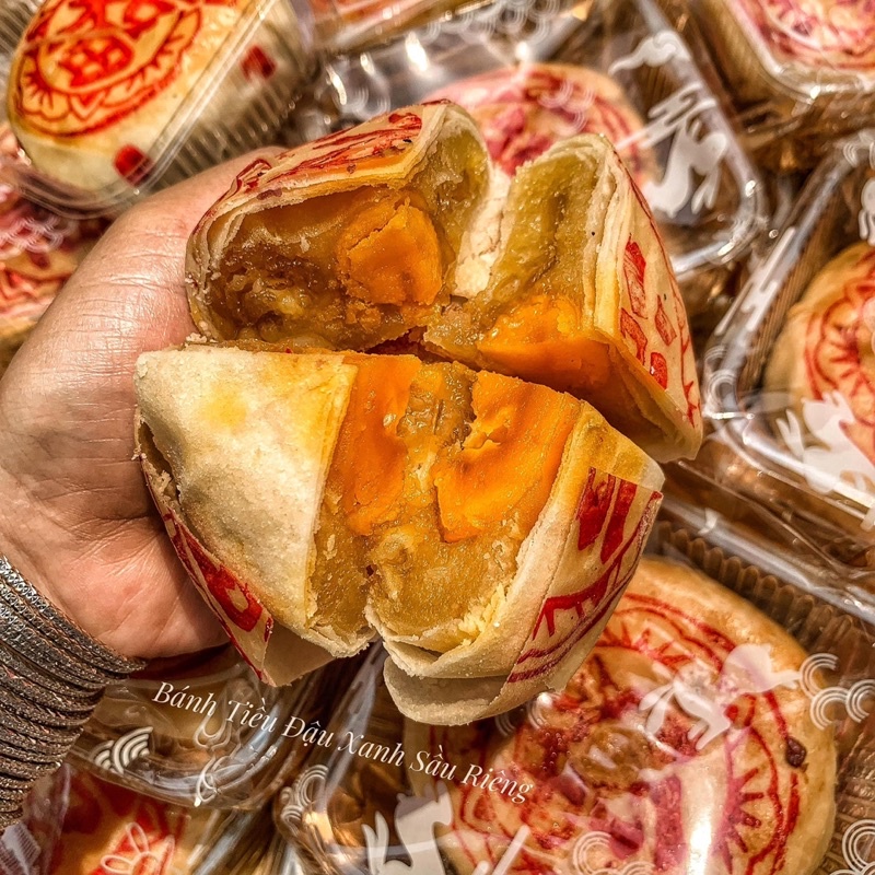 Bánh Pía Lột Da Trứng Muối - Bánh Tiều Nhân  - Ít Ngọt Thơm Ngon